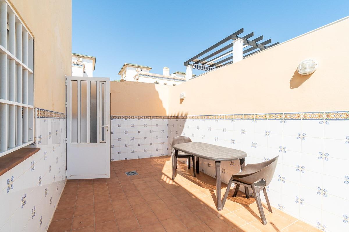 Villa i La Mata, Alicante, Spanien 4 sovrum, 155 kvm. Nr. 125489