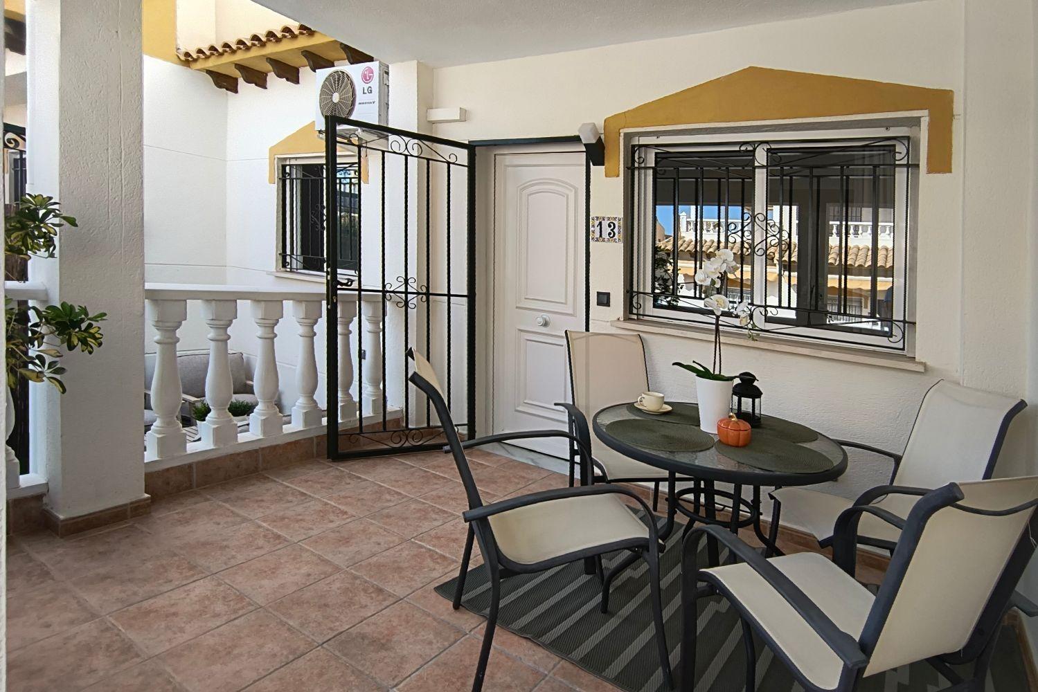 Kaupunkipientalo Orihuela, Alicante, Espanja 3 makuuhuonetta, 82 m2 No. 125486