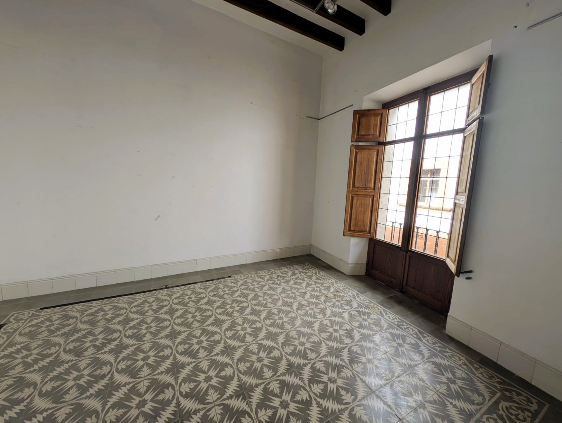 Kaupunkipientalo Campos, Mallorca, Espanja 521 m2 No. 120024