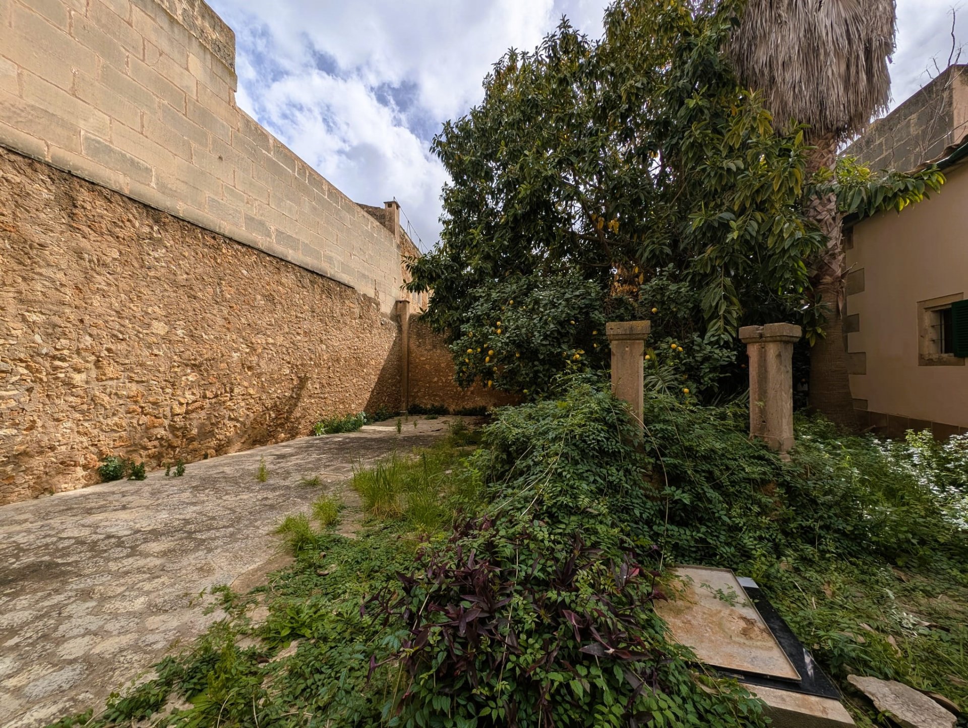 Kaupunkipientalo Campos, Mallorca, Espanja 521 m2 No. 120024