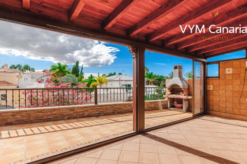 Townhouse in Adeje, Tenerife, Spain 3 bedrooms, 115 sq.m. No. 129415