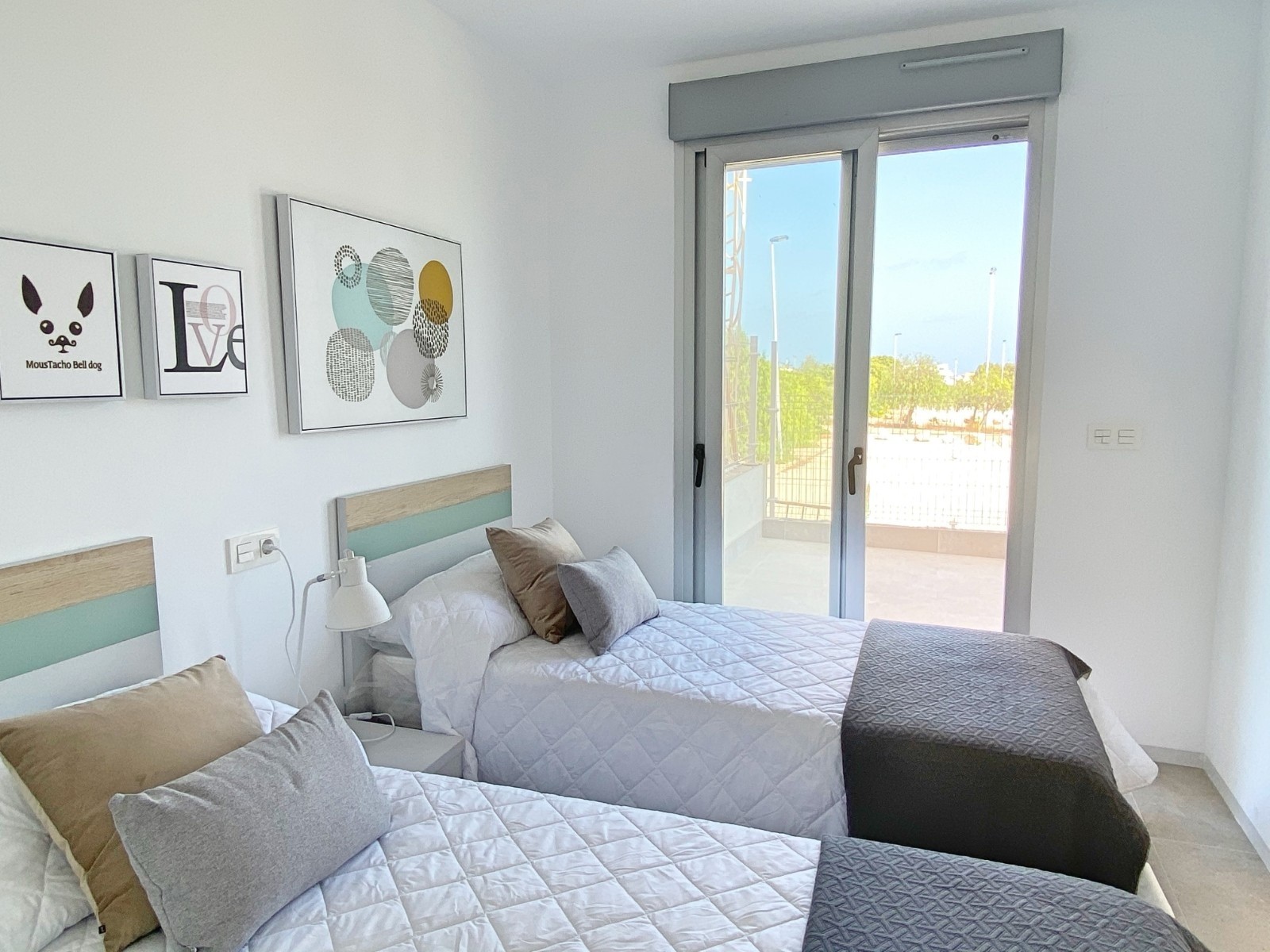 Bungalowi Torrevieja, Alicante, Espanja 2 makuuhuonetta, 73 m2 No. 128388