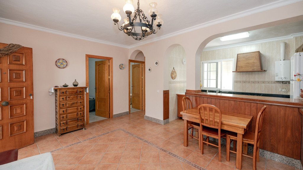 Villa i Estepona, Malaga, Spanien 2 sovrum, 134 kvm. Nr. 121881