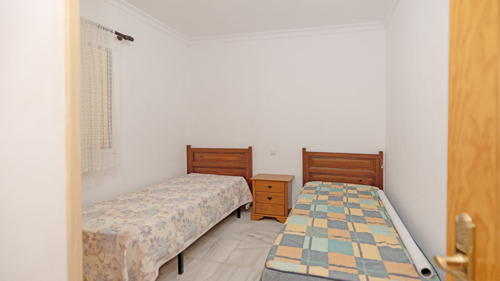 Villa i Estepona, Malaga, Spanien 2 sovrum, 134 kvm. Nr. 121881