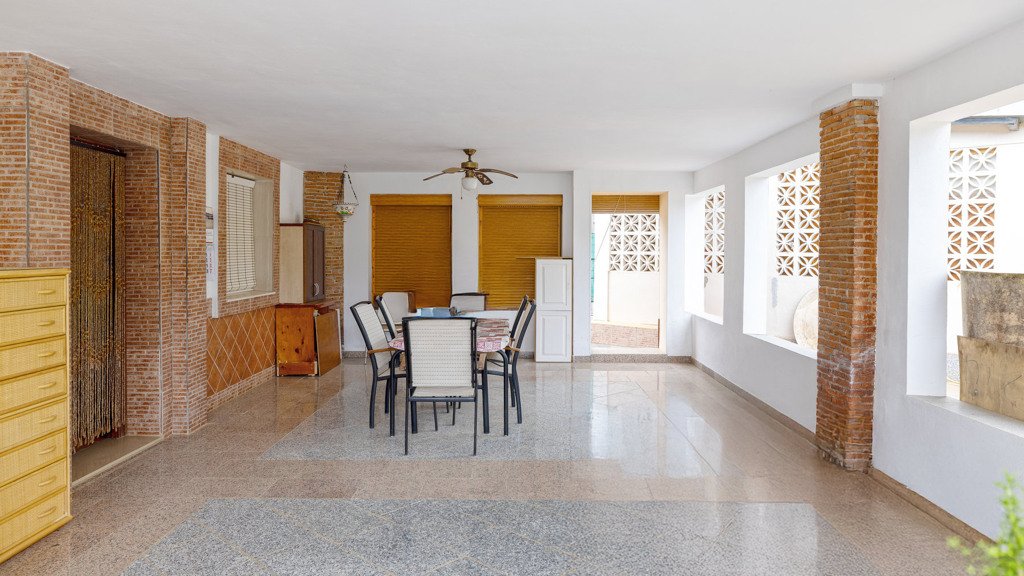 Villa i Estepona, Malaga, Spanien 2 sovrum, 134 kvm. Nr. 121881