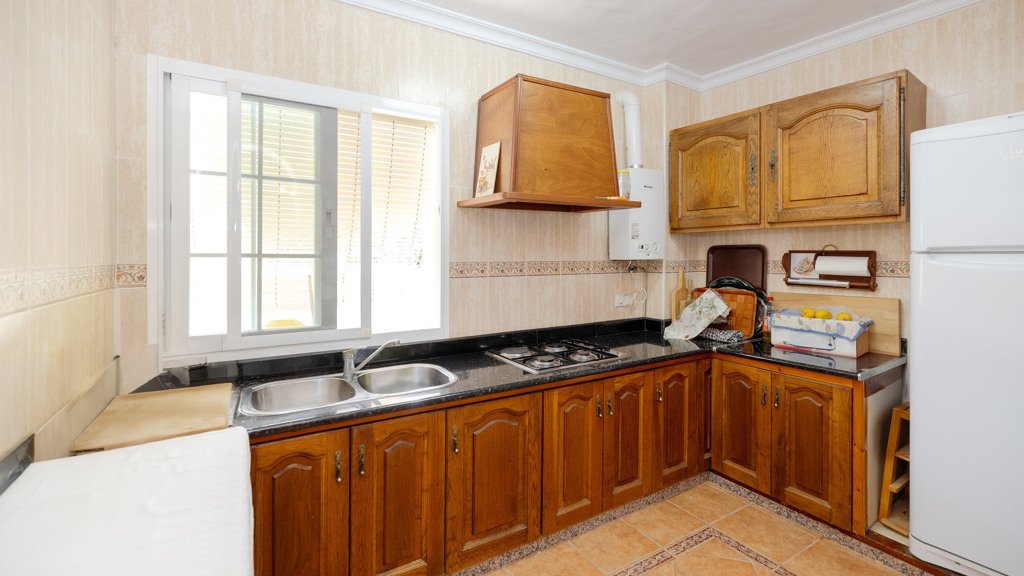 Villa i Estepona, Malaga, Spanien 2 sovrum, 134 kvm. Nr. 121881