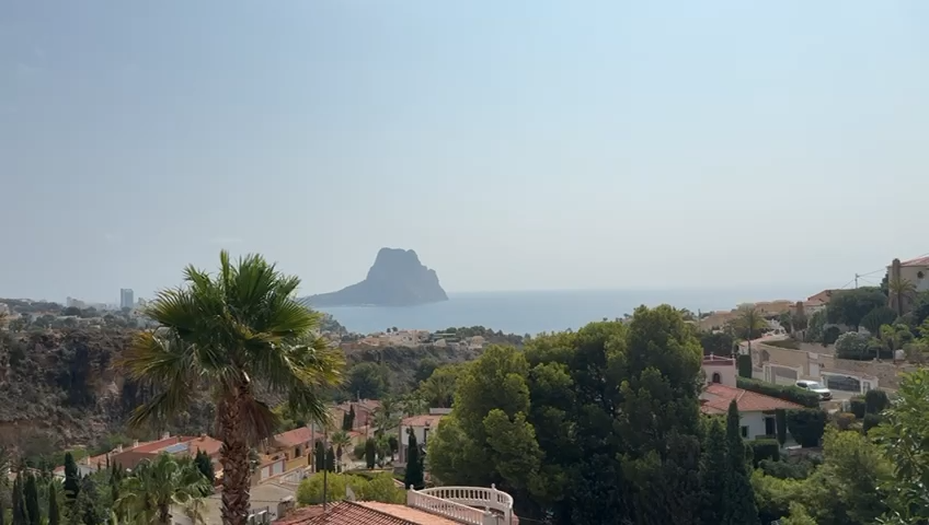 Villa a Calpe, Alicante, Spagna 6 camere da letto, 718 mq. N° 129905