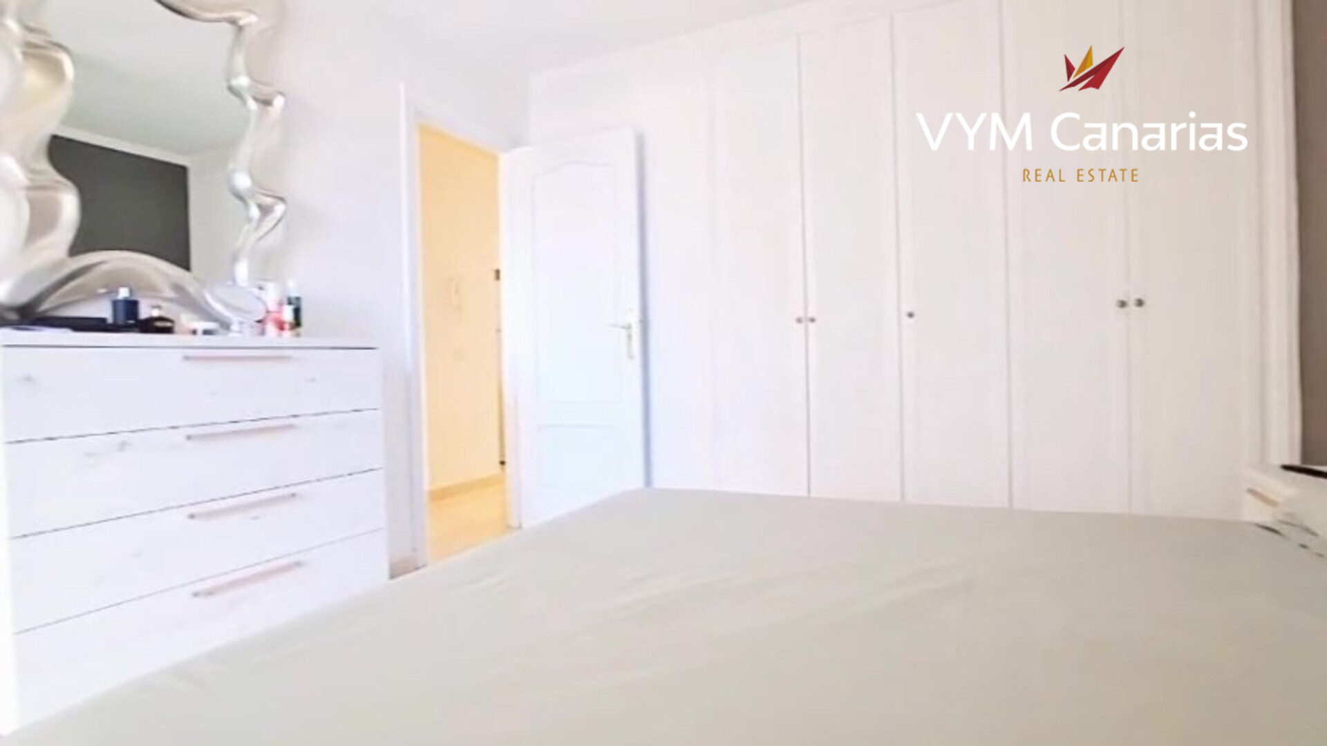 Apartamento en Playa, València, España 2 dormitorios, 61 m2 No. 129906