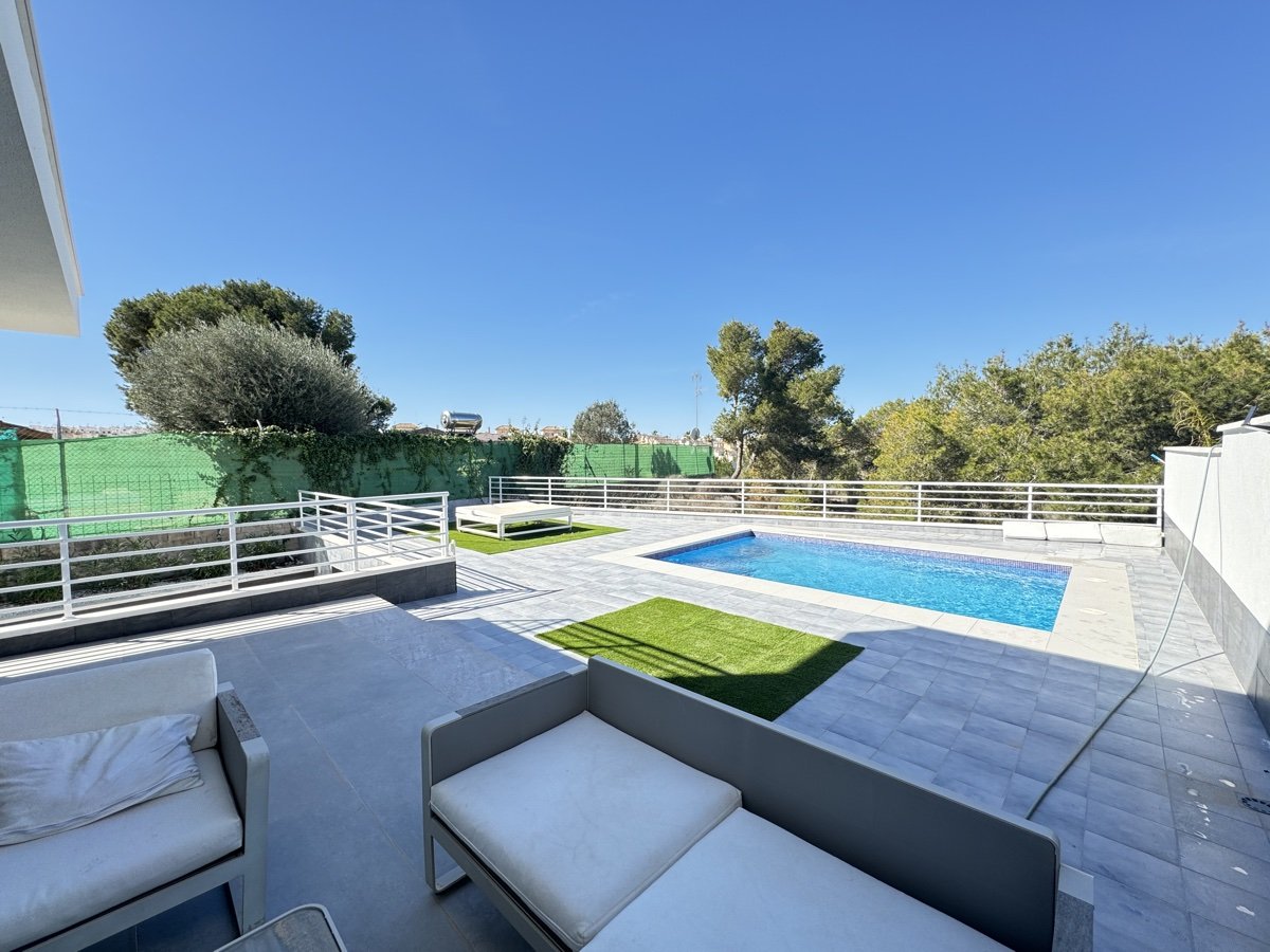 Villa à Los Balcones, Alicante, Espagne 4 chambres, 160 m2 No. 125681