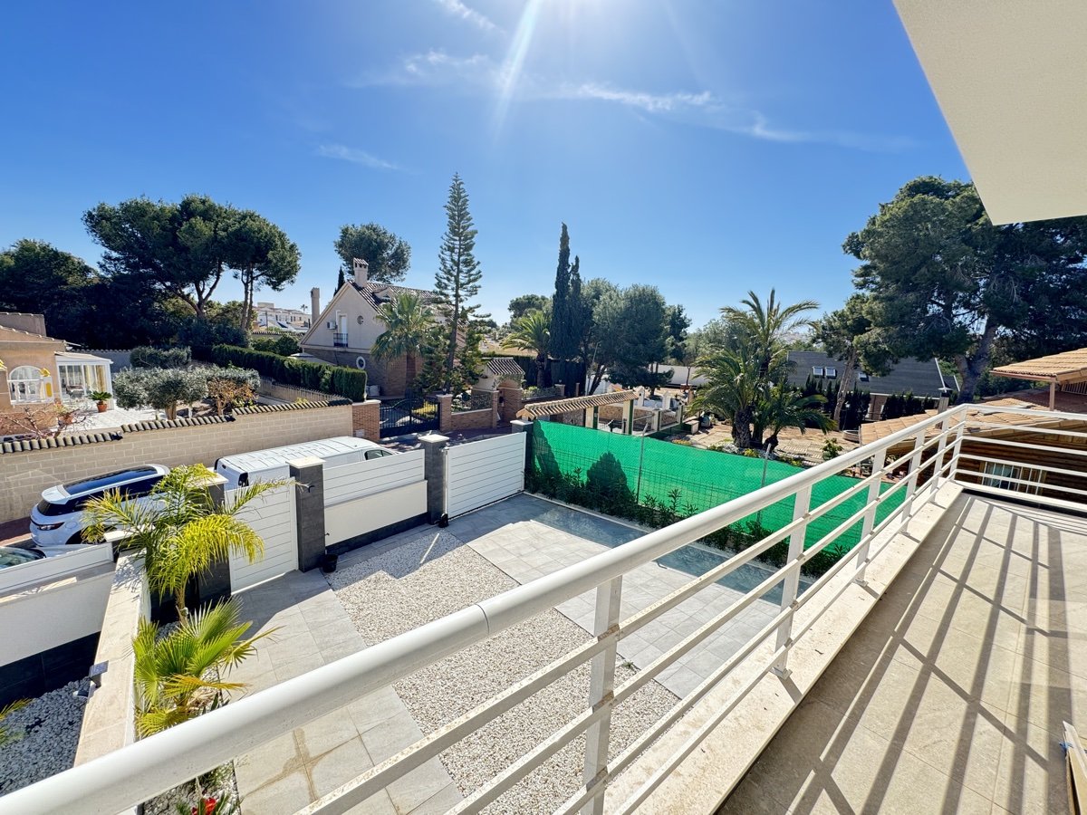 Villa à Los Balcones, Alicante, Espagne 4 chambres, 160 m2 No. 125681
