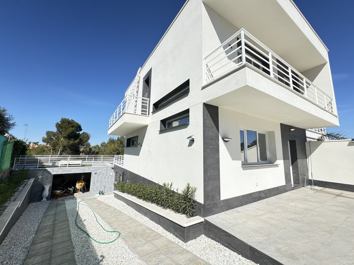 Villa à Los Balcones, Alicante, Espagne 4 chambres, 160 m2 No. 125681