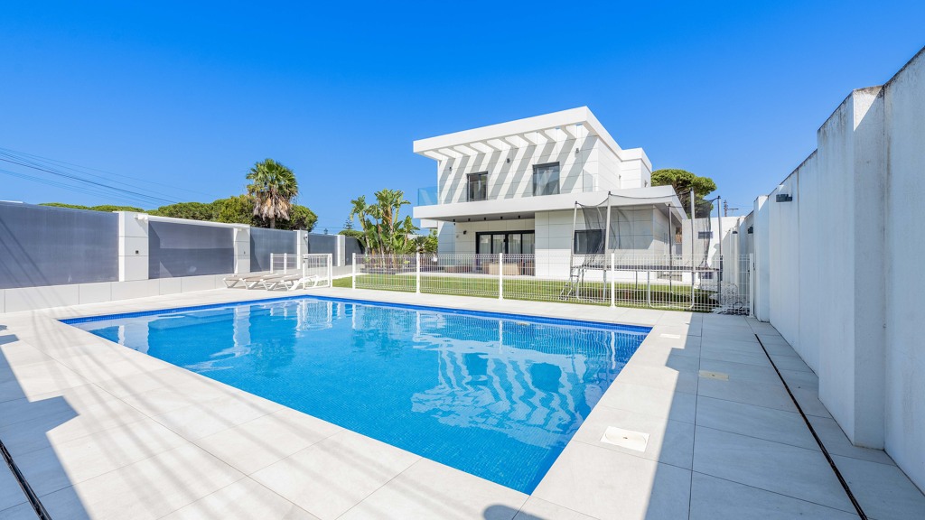Huvila El Puerto de Santa Maria, Cadiz, Espanja 6 makuuhuonetta, 355 m2 No. 124514