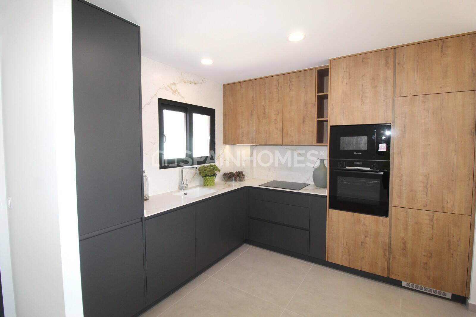 Apartment in Benidorm, Alicante, Spain 2 bedrooms, 82 sq.m. No. 121856