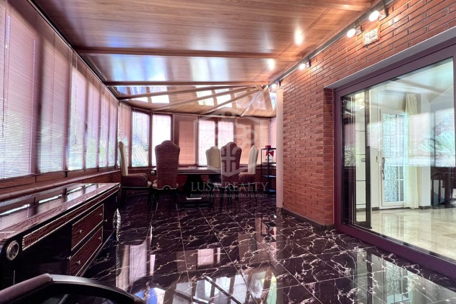 Villa a Gava, Barcelona, Spagna 4 camere da letto, 350 mq. N° 128863