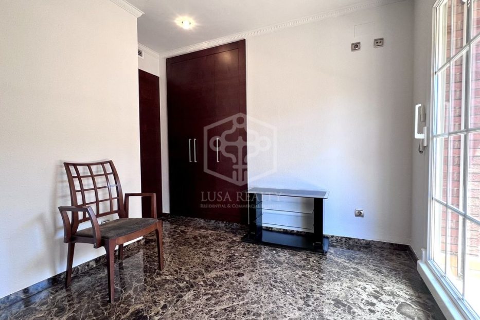 Villa a Gava, Barcelona, Spagna 4 camere da letto, 350 mq. N° 128863