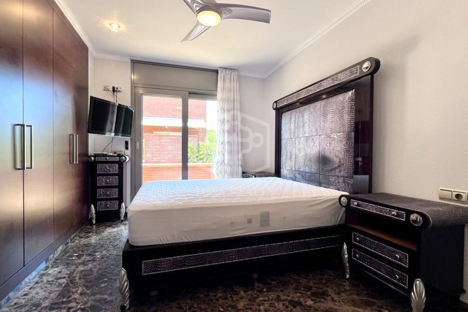 Villa a Gava, Barcelona, Spagna 4 camere da letto, 350 mq. N° 128863