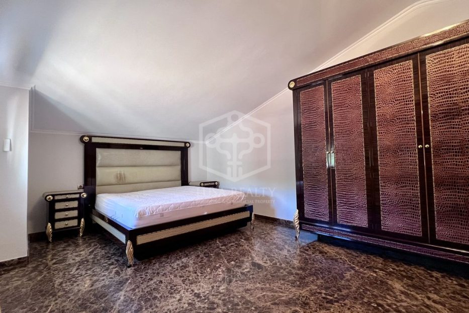 Villa a Gava, Barcelona, Spagna 4 camere da letto, 350 mq. N° 128863