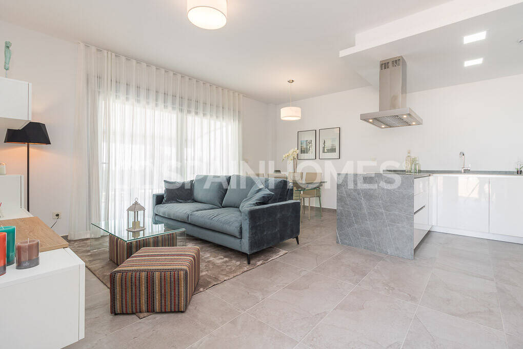Appartamento a Torrevieja, Alicante, Spagna 3 camere da letto, 82 mq. N° 121296