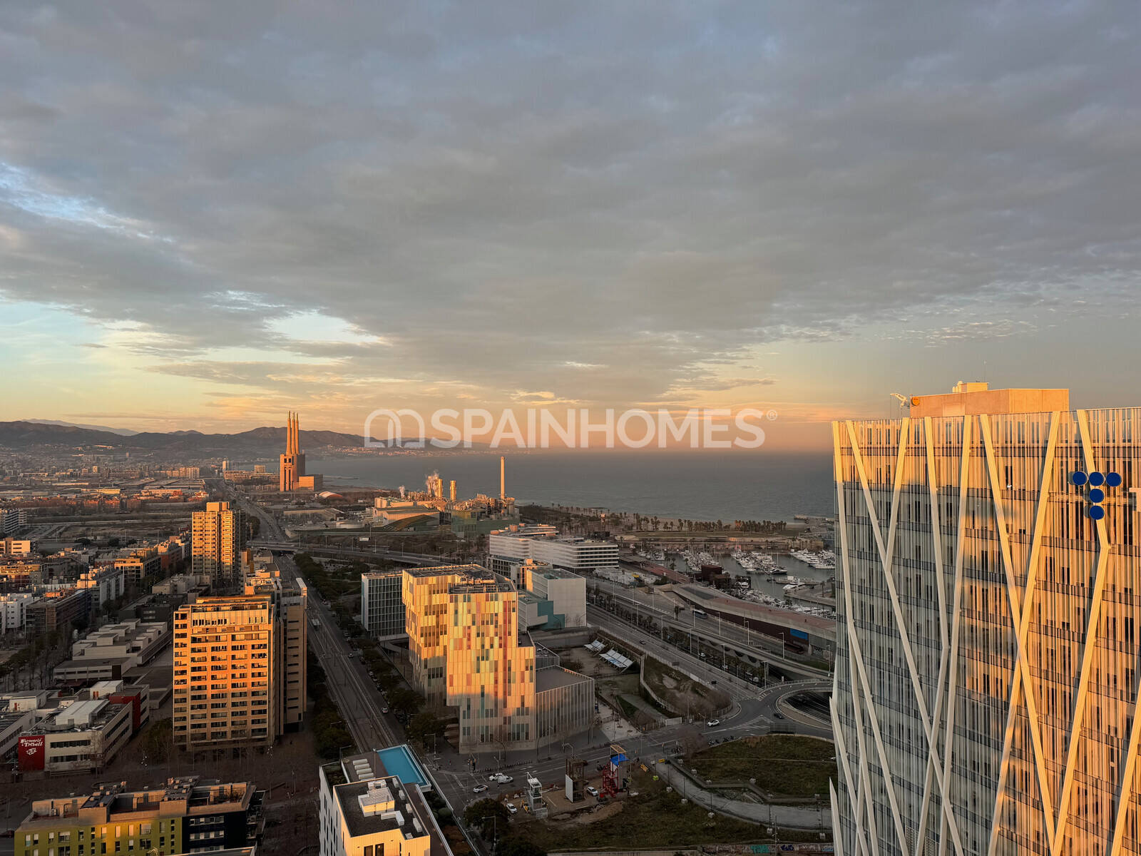 Appartamento a Barcelona, Spagna 3 camere da letto, 184 mq. N° 120917