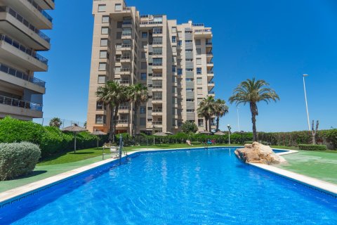 Huoneisto Guardamar del Segura, Alicante, Espanja 3 makuuhuonetta,  No. 125451