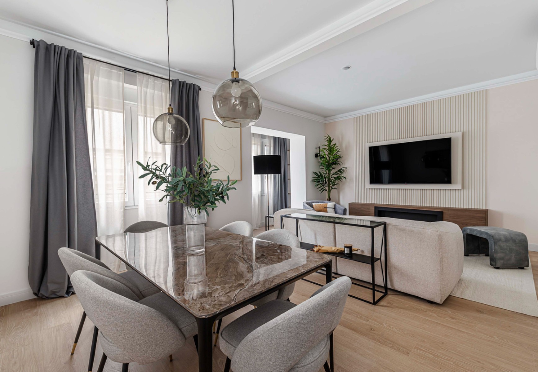 Apartment in Madrid, Spain 2 bedrooms, 118 sq.m. No. 122769