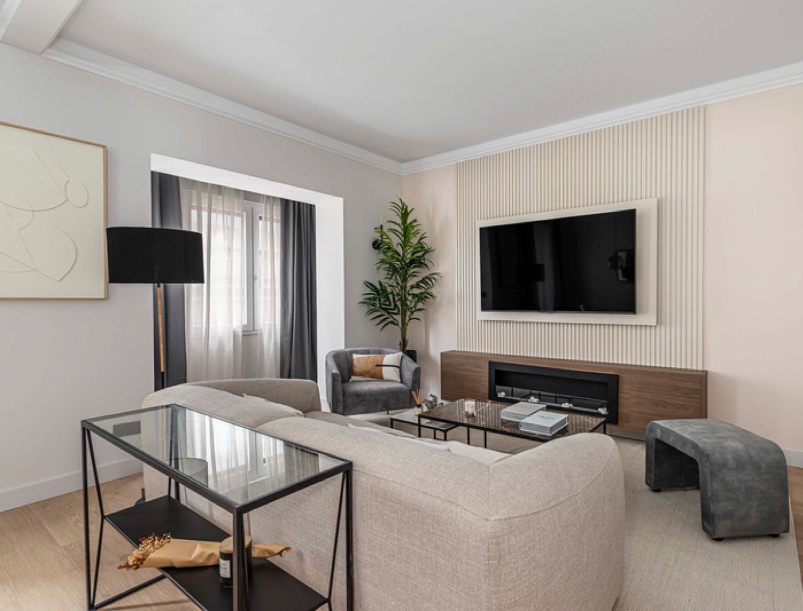 Apartment in Madrid, Spain 2 bedrooms, 118 sq.m. No. 122769