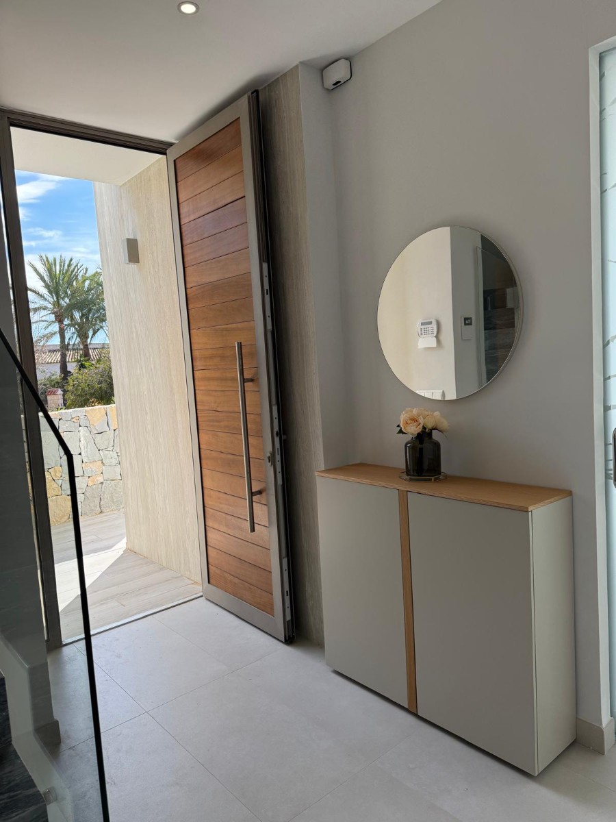 Villa in Calpe, Alicante, Spain 6 bedrooms, 332 sq.m. No. 122727