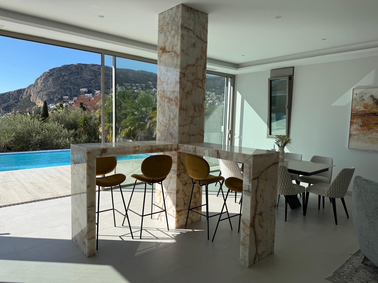 Villa in Calpe, Alicante, Spain 6 bedrooms, 332 sq.m. No. 122727