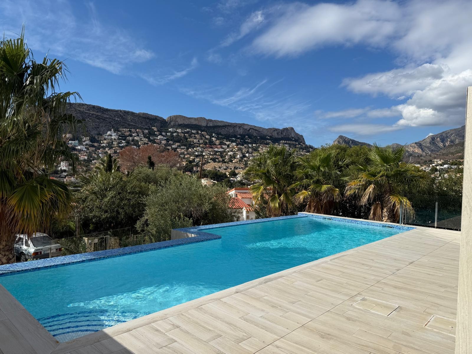 Villa in Calpe, Alicante, Spain 6 bedrooms, 332 sq.m. No. 122727