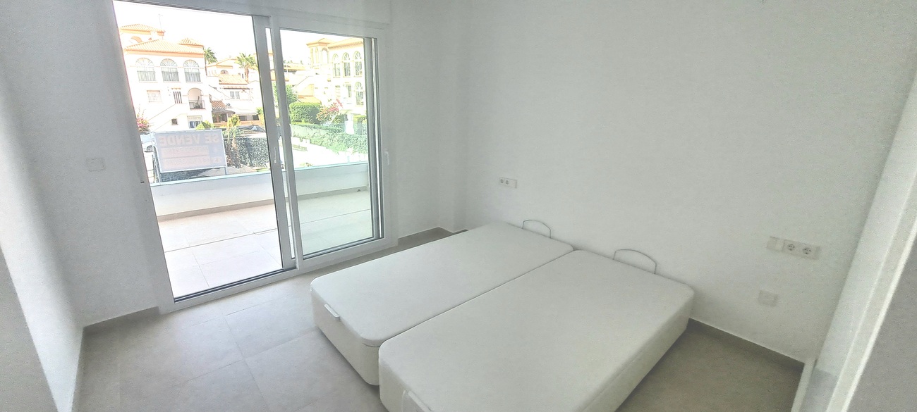 Apartment in Playa Flamenca II, Alicante, Spain 2 bedrooms, 73 sq.m. No. 131697