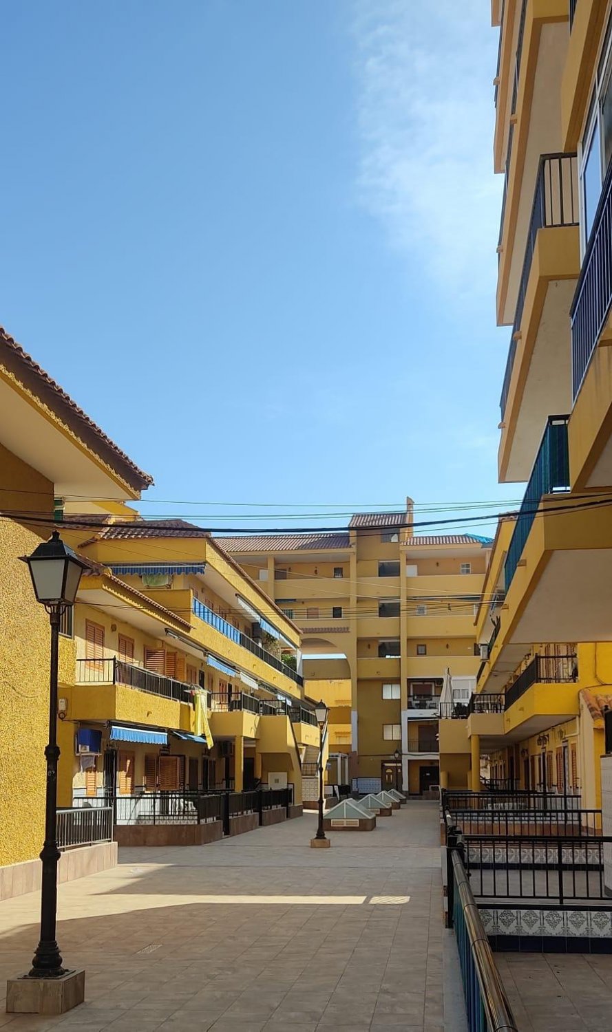 Townhouse à Torrevieja, Alicante, Espagne 2 chambres, 100 m2 No. 131702