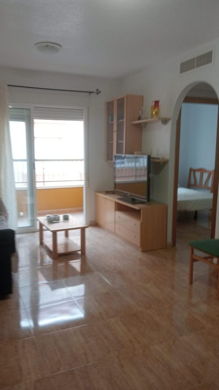 Apartment à Torrevieja, Alicante, Espagne 2 chambres, 70 m2 No. 128886