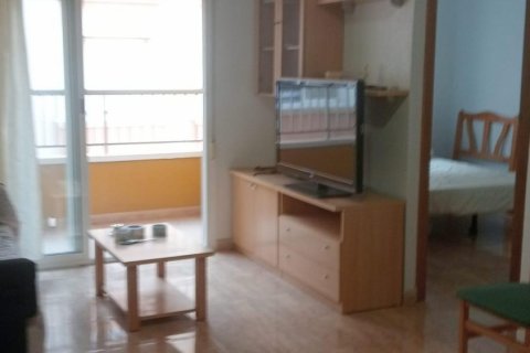 Apartment in Torrevieja, Alicante, Spain 2 bedrooms, 70 sq.m. No. 128886