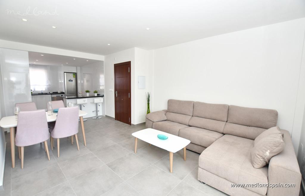 Appartamento a San Miguel de Salinas, Alicante, Spagna 3 camere da letto, 73 mq. N° 130490