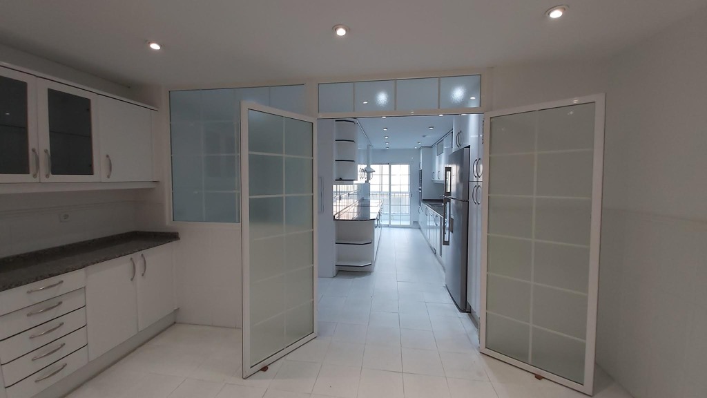 Apartamento en Alcobendas, Madrid, España 5 dormitorios, 300 m2 No. 120554