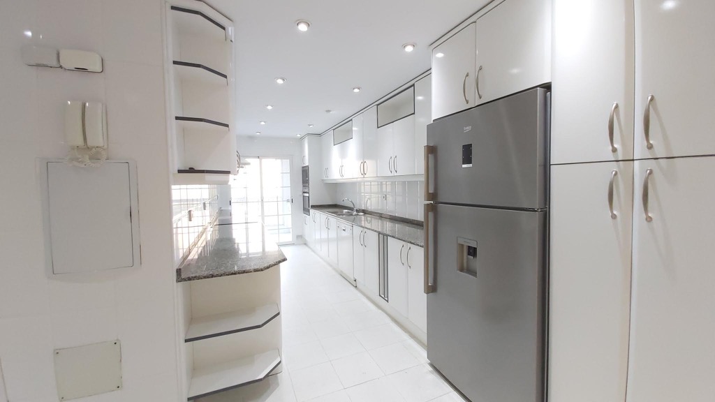 Apartamento en Alcobendas, Madrid, España 5 dormitorios, 300 m2 No. 120554