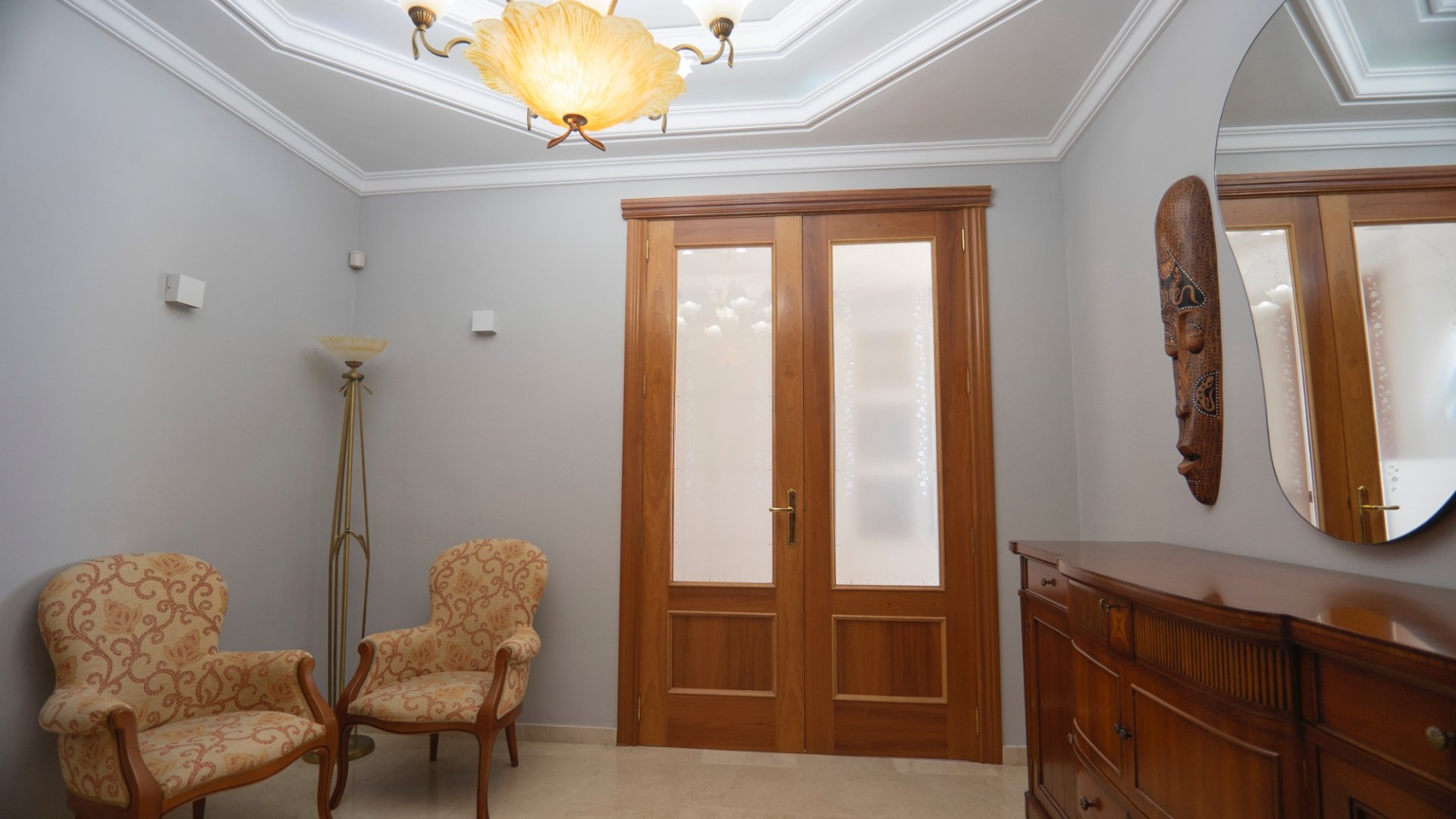 Apartment in Benidorm, Alicante, Spain 5 bedrooms, 412 sq.m. No. 120164