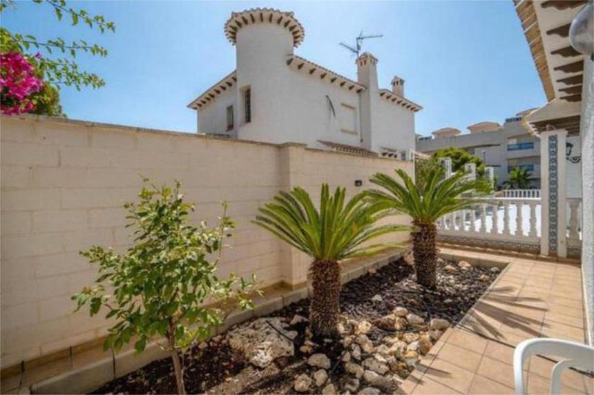 Māja La Zenia, Alicante, Spānijā 4 istabas, 170 m2 Nr. 120161