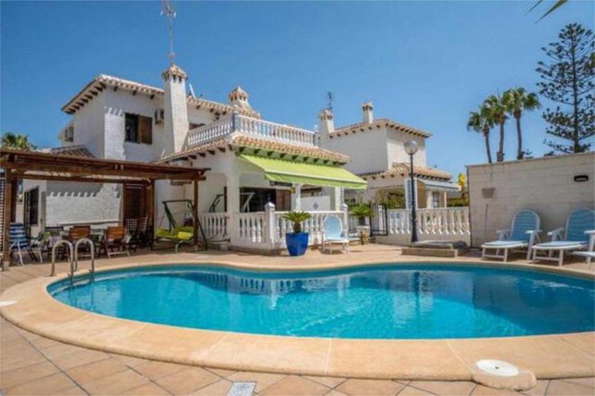 Māja La Zenia, Alicante, Spānijā 4 istabas, 170 m2 Nr. 120161