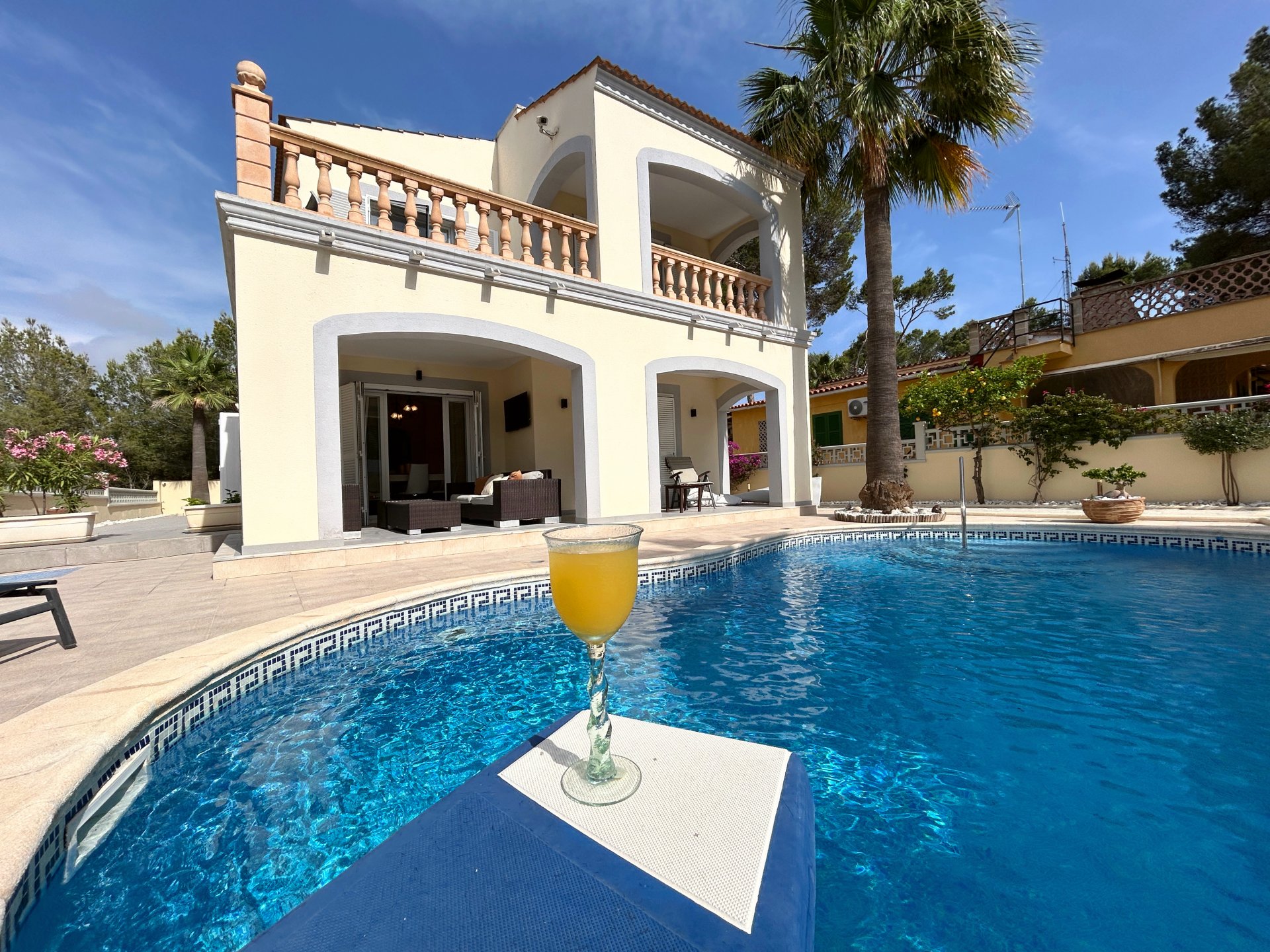 Villa in El Toro, Mallorca, Spain 5 bedrooms, 252 sq.m. No. 128164