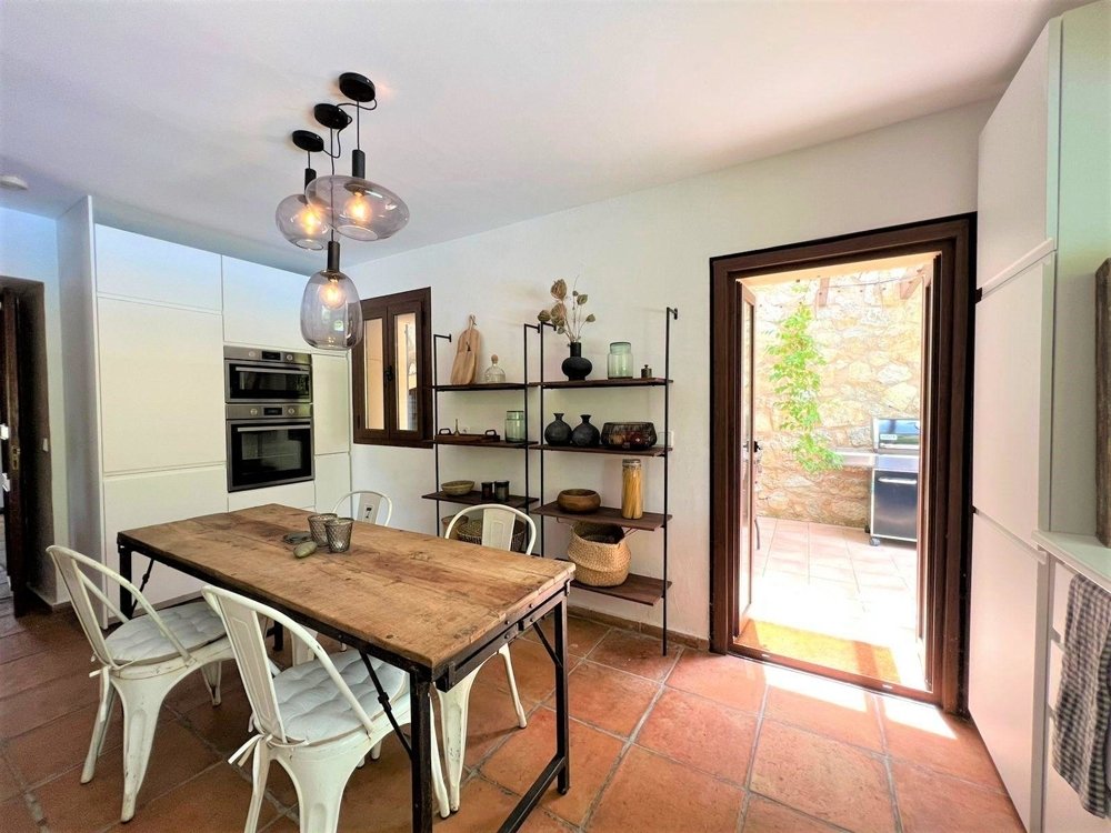 Villa en Es Capdella, Mallorca, España 3 dormitorios, 316 m2 No. 124639
