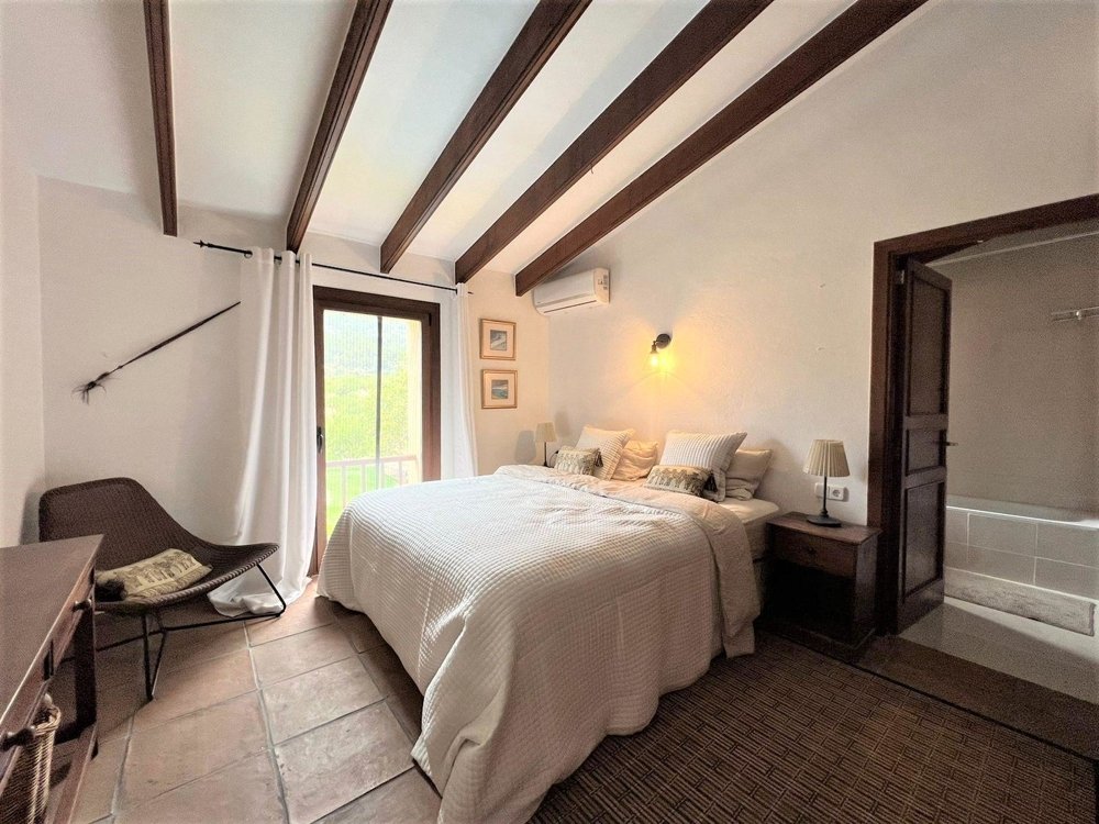 Villa en Es Capdella, Mallorca, España 3 dormitorios, 316 m2 No. 124639