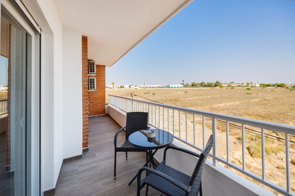 Dzīvoklis Punta Prima, Alicante, Spānijā 2 istabas, 75 m2 Nr. 131075