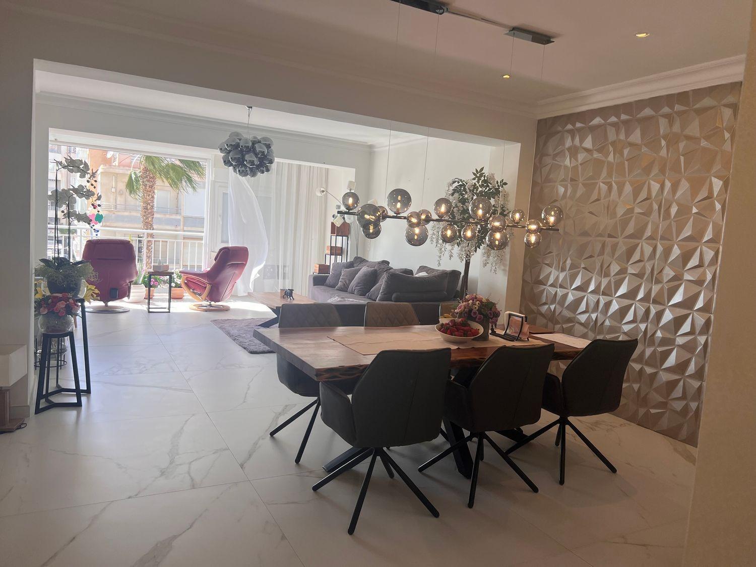 Appartamento a Torrevieja, Alicante, Spagna 3 camere da letto, 105 mq. N° 125349