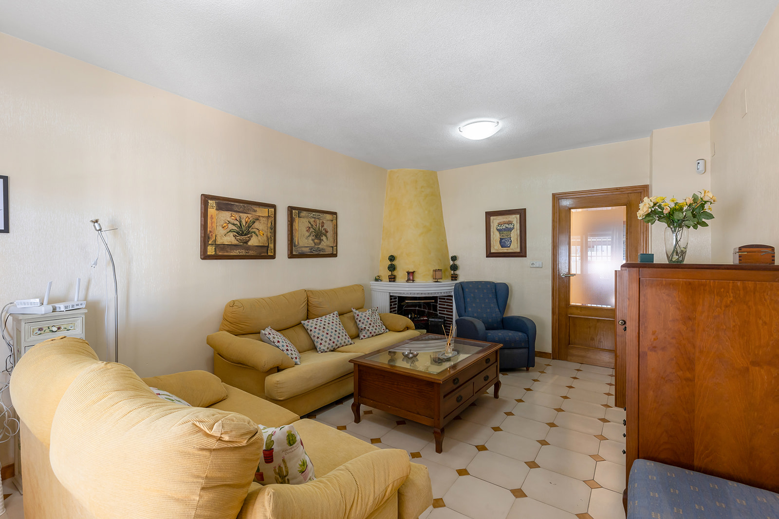 Villa en Torrevieja, Alicante, España 4 dormitorios, 141 m2 No. 129053