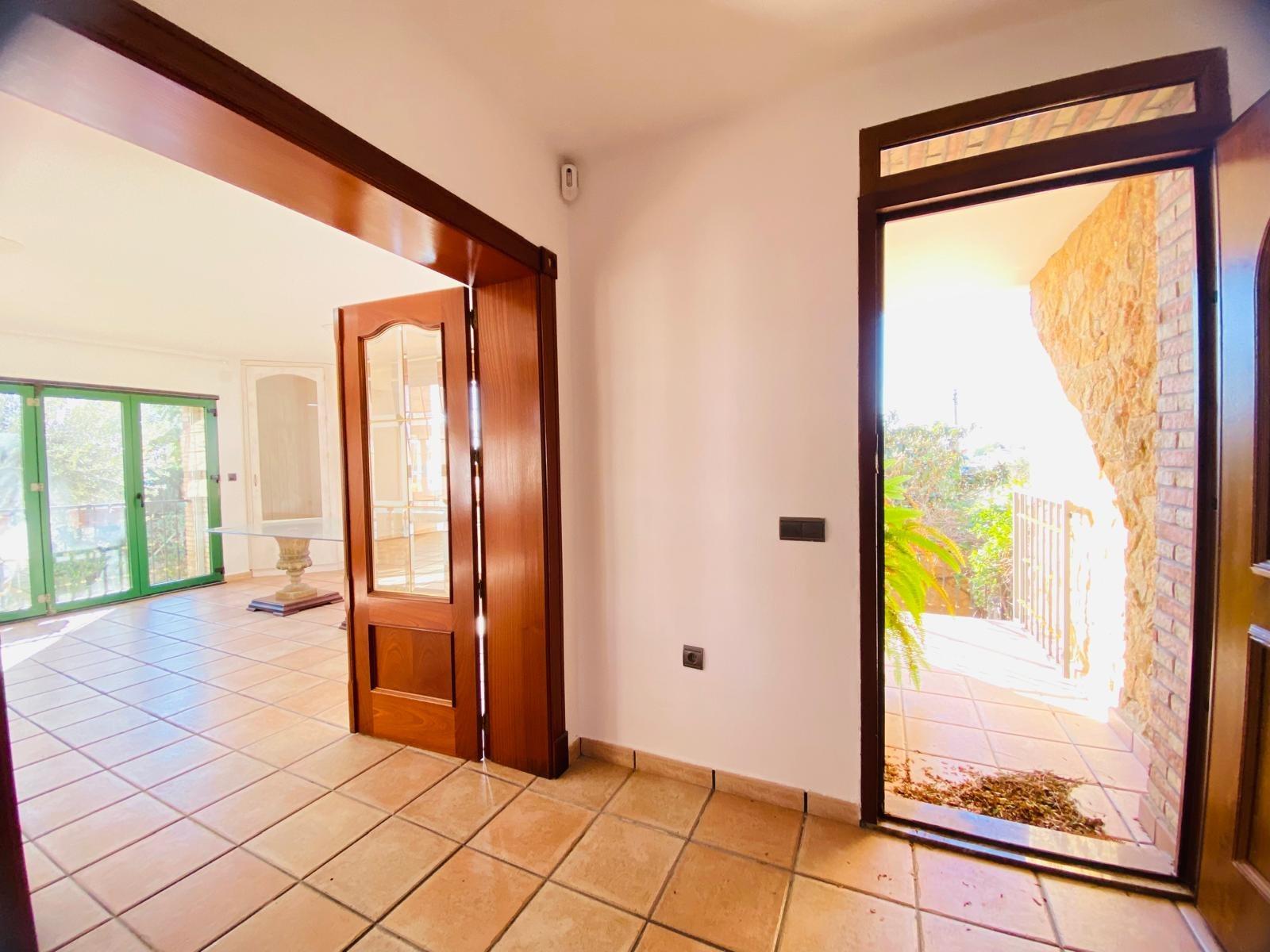 Villa in La Florida, Alicante, Spanien 2 Schlafzimmer, 304 m2 Nr. 125412