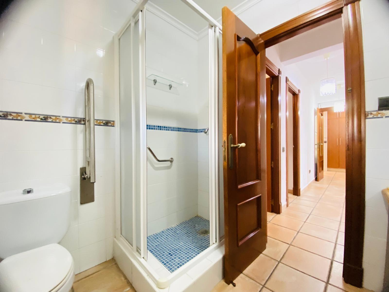 Villa in La Florida, Alicante, Spanien 2 Schlafzimmer, 304 m2 Nr. 125412