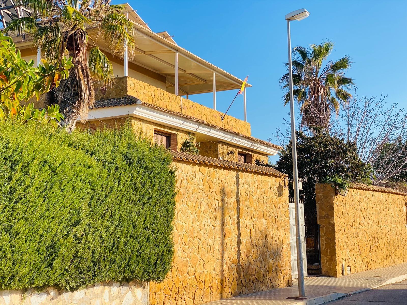 Villa in La Florida, Alicante, Spanien 2 Schlafzimmer, 304 m2 Nr. 125412