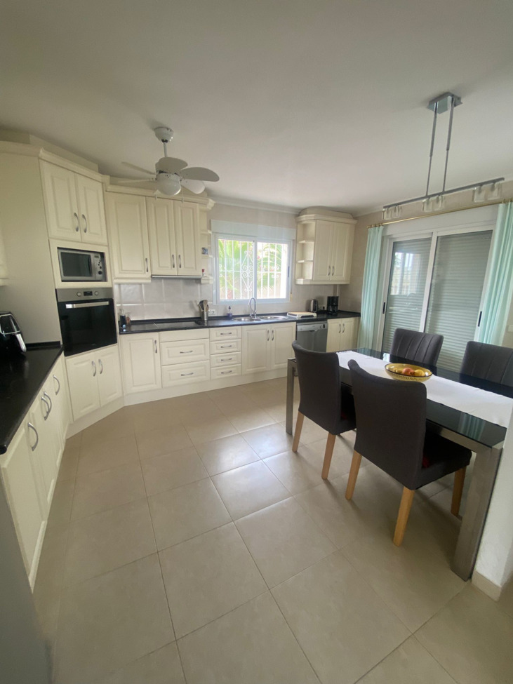 Villa in Algorfa, Alicante, Spain 3 bedrooms,  No. 125545