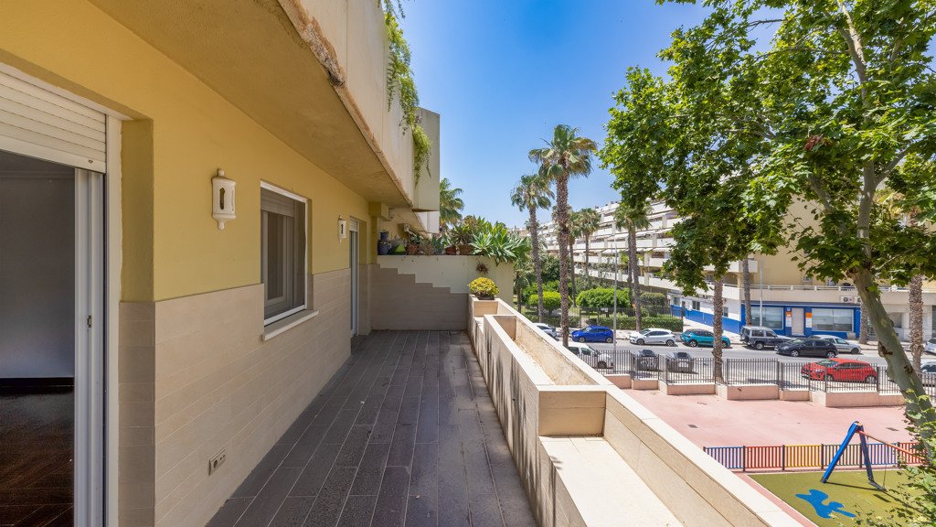Apartment à Malaga, Espagne 3 chambres, 165 m2 No. 122437